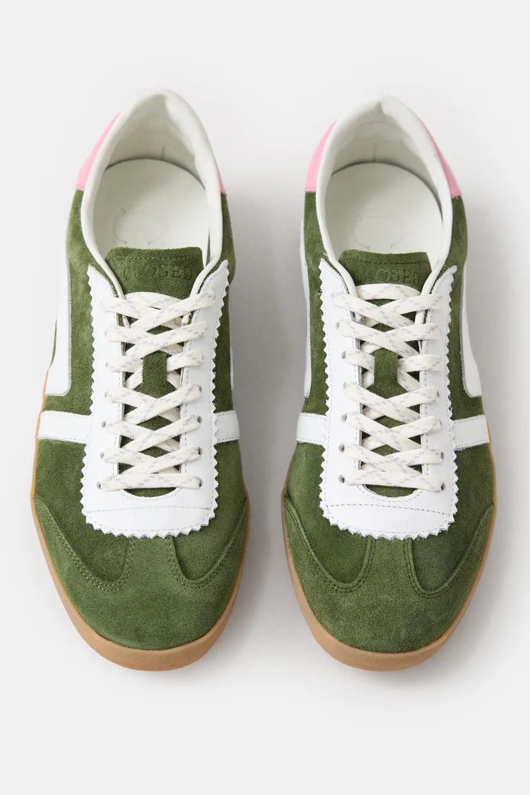 Sneaker