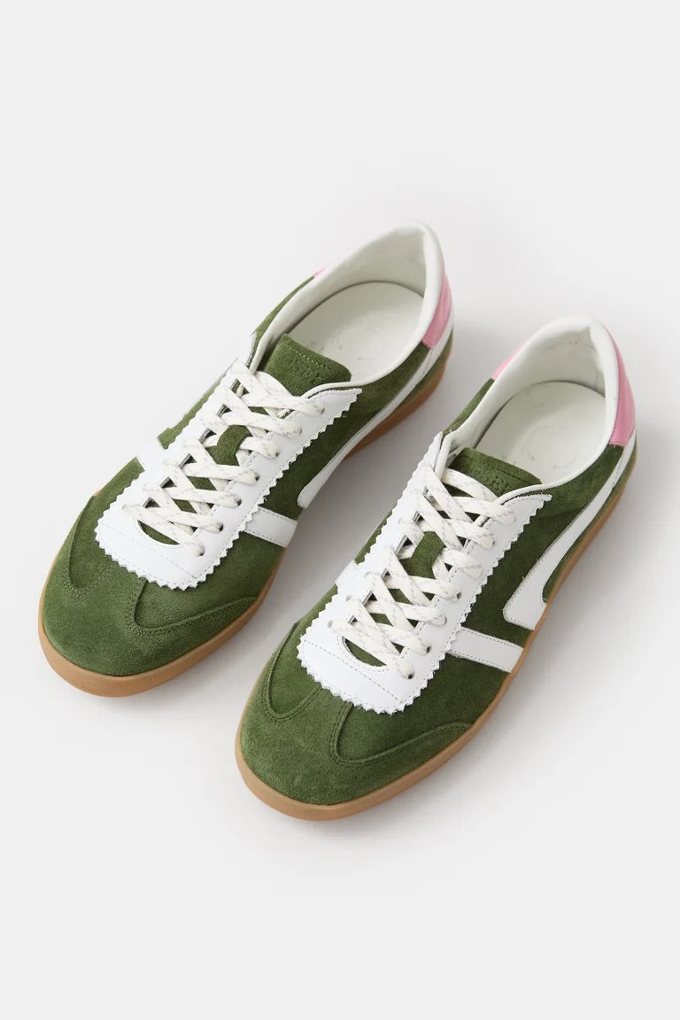 Sneaker