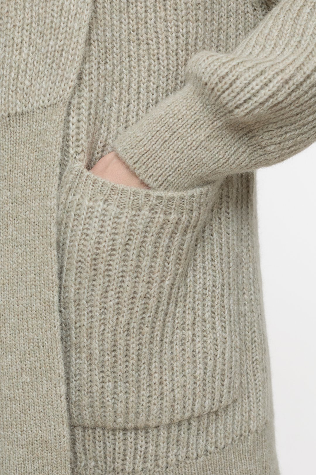 Langer Cardigan