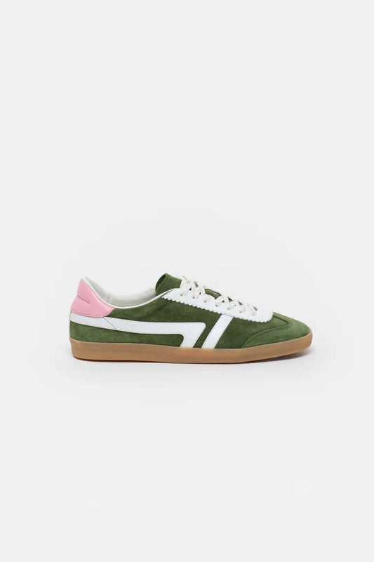 Sneaker