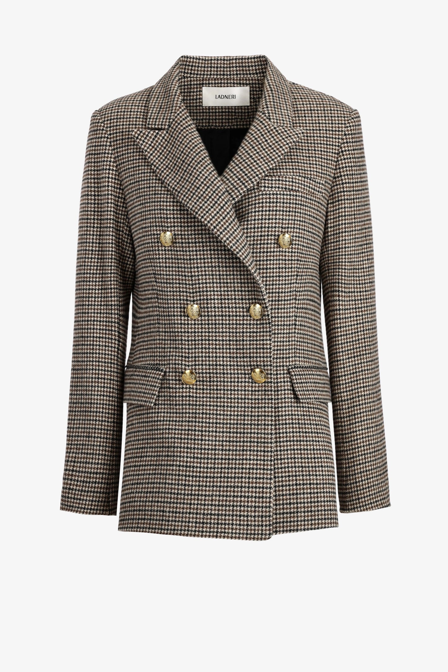 Manon Blazer