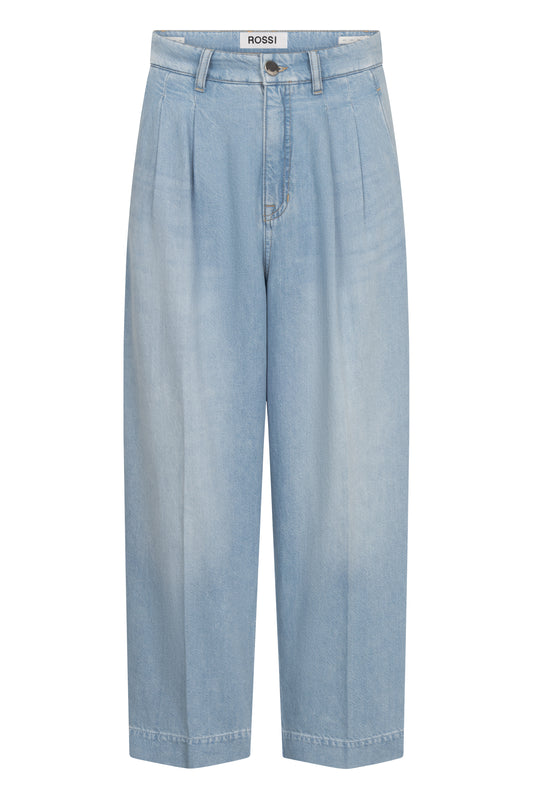 Noa Crop